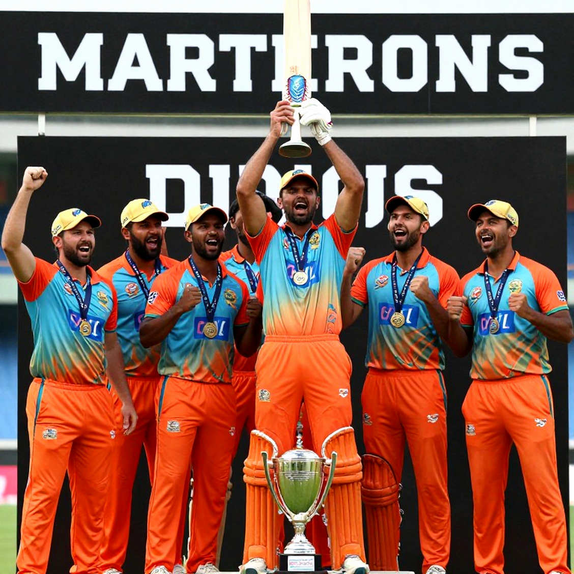 इंग्लैंड 241 पर ढेर: शाहीन का 4/46 और वह 19/3, जिसने पूरी पारी की अर्थव्यवस्था तय कर दी
