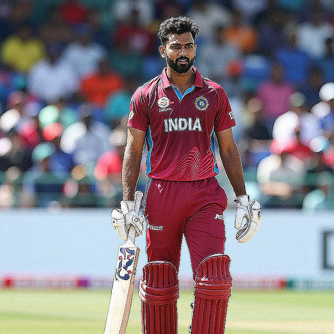 दूसरे T20I की बही: ईशान किशन की चोट, 15 साल के सूर्यवंशी का 'मौका', और मयंक यादव की चुप्पी
